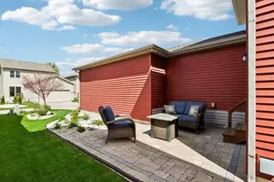 8866 Red Beryl Dr, Middleton, WI 53562 - Photo 29