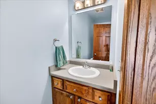 26 Yarrow Cir, Madison, WI 53719 - Photo 19