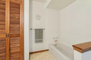 5604 Maldwyn Ln, Madison, WI 53716 - Photo 33