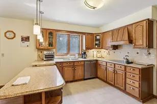 5604 Maldwyn Ln, Madison, WI 53716 - Photo 23