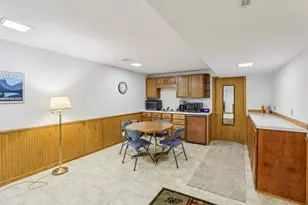 5604 Maldwyn Ln, Madison, WI 53716 - Photo 57