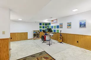 5604 Maldwyn Ln, Madison, WI 53716 - Photo 51