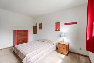 5604 Maldwyn Ln, Madison, WI 53716 - Photo 45