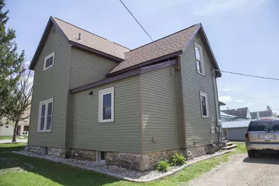 886 Central Avenue, Richland Center, WI 53581 - Photo 5