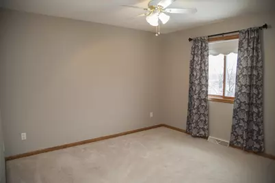 1045 Saddle Ridge, Portage, WI 53901 - Photo 15
