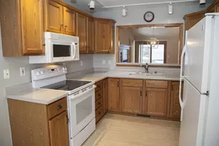 1045 Saddle Ridge, Portage, WI 53901 - Photo 9