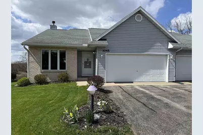 1045 Saddle Ridge, Portage, WI 53901 - Photo 5