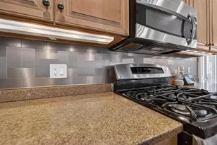609 Meadowbrook Ln, Waunakee, WI 53597 - Photo 9