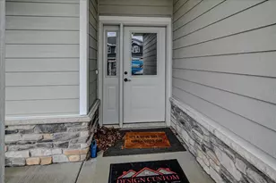 4121 Fox Frst Wy, DeForest, WI 53532 - Photo 5