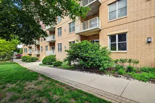 360 W Washington Ave, Madison, WI 53703 - Photo 63