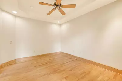 360 W Washington Avenue #105, Madison, WI 53703 - Photo 11