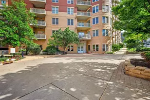 360 W Washington Ave, Madison, WI 53703 - Photo 57