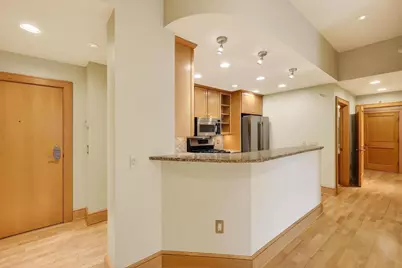 360 W Washington Avenue #105, Madison, WI 53703 - Photo 13
