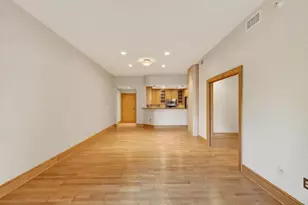 360 W Washington Ave, Madison, WI 53703 - Photo 7