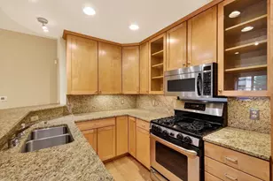 360 W Washington Ave, Madison, WI 53703 - Photo 15