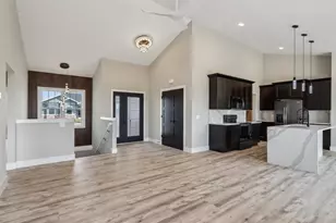 224 Falcon Ct, Sauk City, WI 53583 - Photo 9