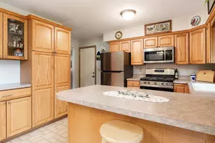 718 Crist Rd, Beloit, WI 53511 - Photo 9