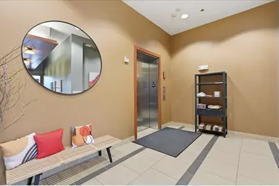 555 S Midvale Boulevard #216, Madison, WI 53711 - Photo 23