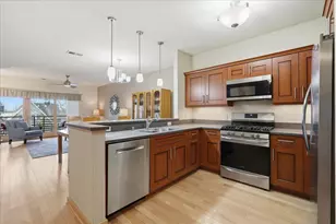 555 S Midvale Blvd, Madison, WI 53711 - Photo 7