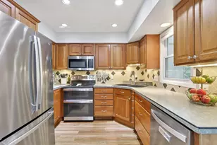890 Blaser Ct, Sun Prairie, WI 53590 - Photo 5