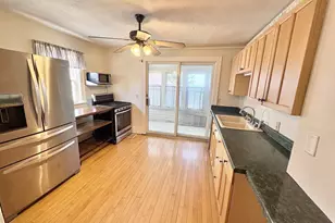 612 Madison St, Beaver Dam, WI 53916 - Photo 5