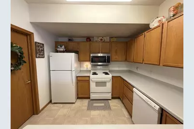 301 Harbour Town Drive, Madison, WI 53717 - Photo 15