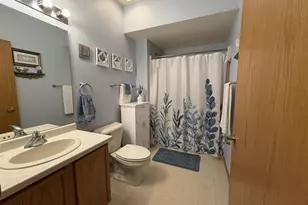 301 Harbour Town Dr, Madison, WI 53717 - Photo 23
