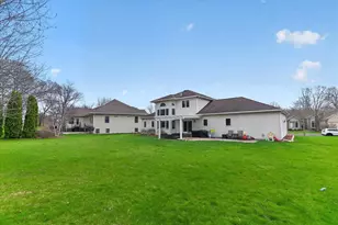 6104 Brunet Island Ct, Mcfarland, WI 53558 - Photo 9