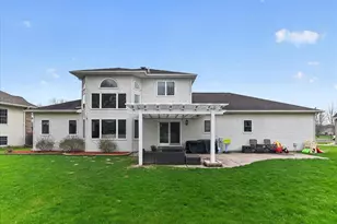 6104 Brunet Island Ct, Mcfarland, WI 53558 - Photo 7