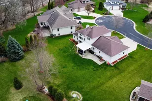 6104 Brunet Island Ct, Mcfarland, WI 53558 - Photo 9