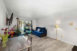 2434 Independence Ln, Madison, WI 53704 - Photo 7