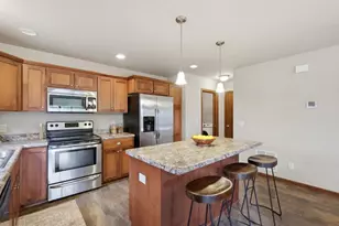 705 Reflection Dr, Verona, WI 53593 - Photo 13