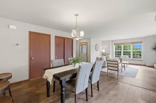 705 Reflection Dr, Verona, WI 53593 - Photo 21