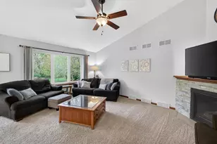 2646 Saw Tooth Dr, Fitchburg, WI 53711 - Photo 13