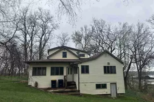 212 Center Ave, Necedah, WI 54646 - Photo 3