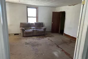 212 Center Ave, Necedah, WI 54646 - Photo 9