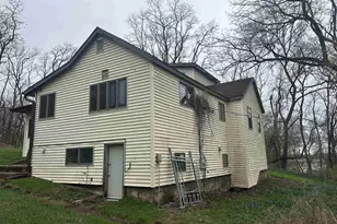 212 Center Ave, Necedah, WI 54646 - Photo 5