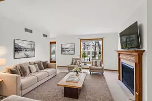 7833 Wood Reed Dr, Madison, WI 53719 - Photo 11