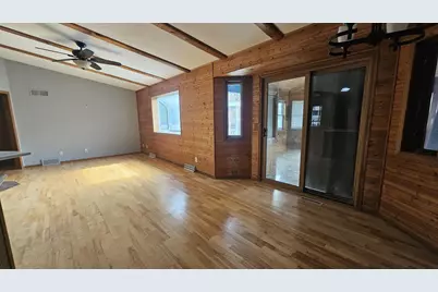 1621 Sapphire Way, Sun Prairie, WI 53590 - Photo 3