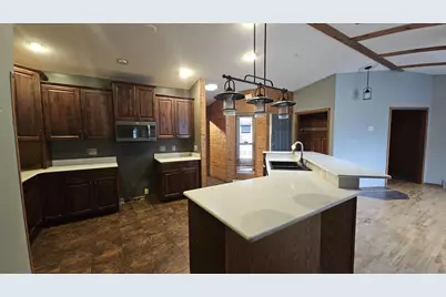 1621 Sapphire Way, Sun Prairie, WI 53590 - Photo 9