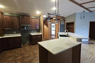 1621 Sapphire Way, Sun Prairie, WI 53590 - Photo 9