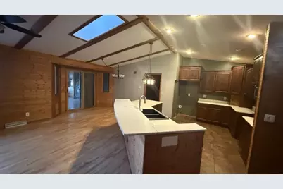 1621 Sapphire Way, Sun Prairie, WI 53590 - Photo 7