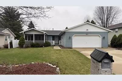 1621 Sapphire Way, Sun Prairie, WI 53590 - Photo 1