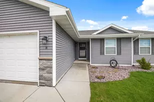 8 Gailen Ln, Milton, WI 53563 - Photo 3