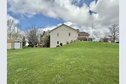 702 East Street, Clinton, WI 53525 - Photo 35