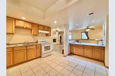 702 East Street, Clinton, WI 53525 - Photo 11