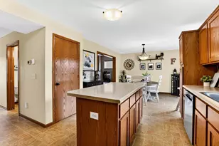 10 Banner Cir, Madison, WI 53718 - Photo 21