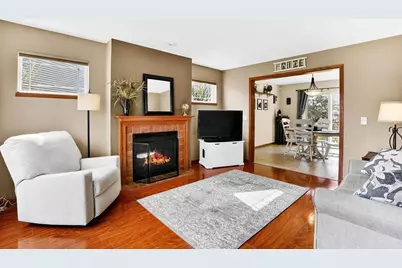 10 Banner Circle, Madison, WI 53718 - Photo 5