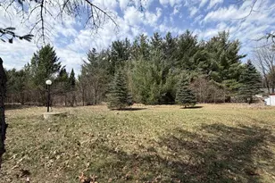 W5842 Pheasant Dr, New Lisbon, WI 53950 - Photo 25