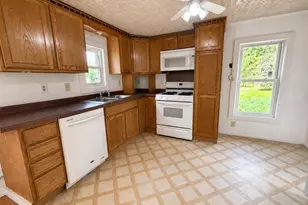 W5842 Pheasant Dr, New Lisbon, WI 53950 - Photo 7